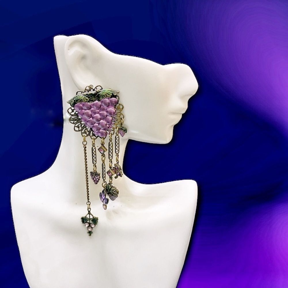 Banana Bob Fruit of the vine theme shoulder duster grape earrings clip back